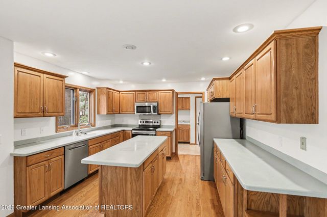 1290 Shortwood Circle, Okemos, MI 48864