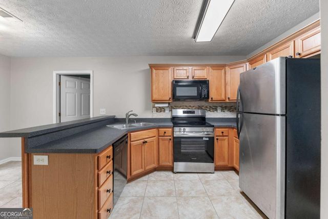 114 Prescott Court, Newnan, GA 30265