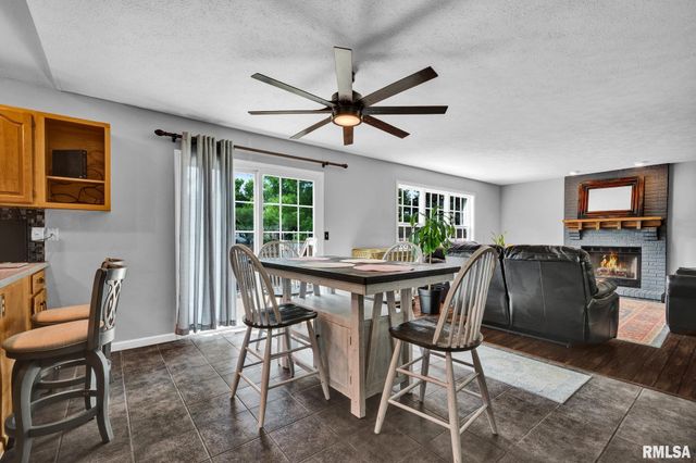 1044 E POLK Street, Morton, IL 61550
