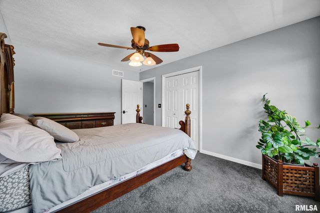 1044 E POLK Street, Morton, IL 61550