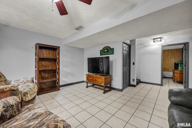 1044 E POLK Street, Morton, IL 61550