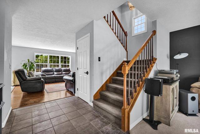 1044 E POLK Street, Morton, IL 61550