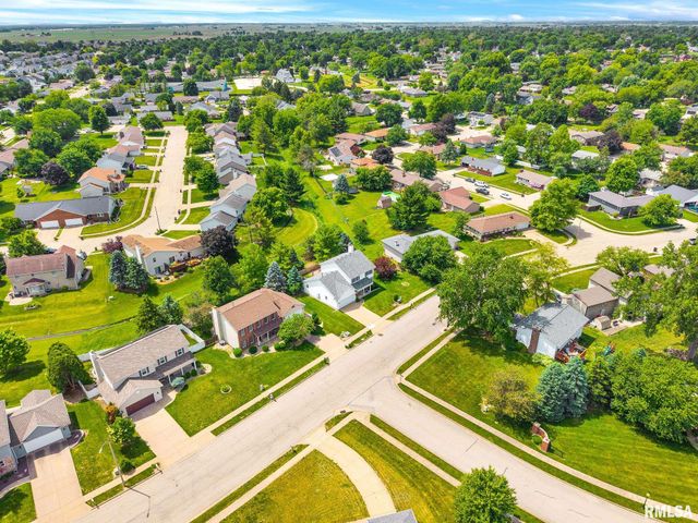 1044 E POLK Street, Morton, IL 61550