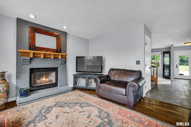 1044 E POLK Street, Morton, IL 61550