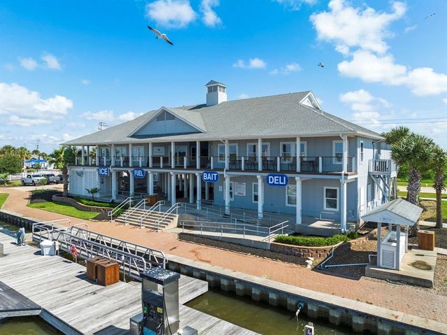 7 Shell Key, Hitchcock, TX 77563