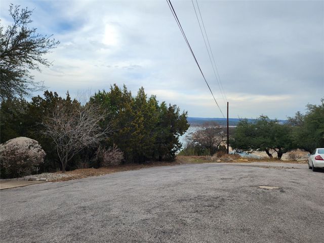 506 Ronay DR N, Spicewood, TX 78669