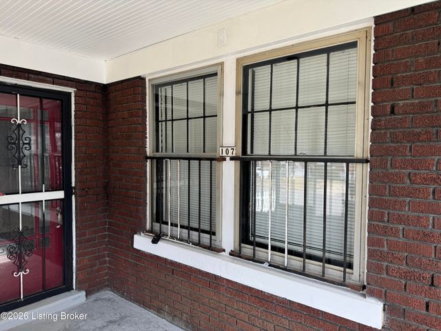107 N 37th St, Louisville, KY 40212