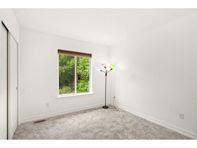 639 Americana Rd, Longmont, CO 80504