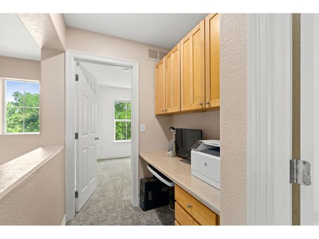 639 Americana Rd, Longmont, CO 80504