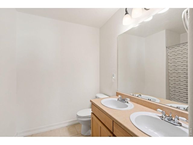 639 Americana Rd, Longmont, CO 80504