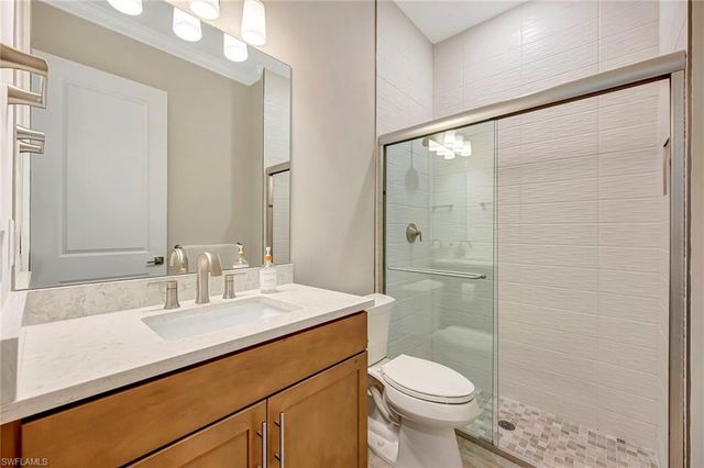 9574 Everglades DR, Naples, FL 34120