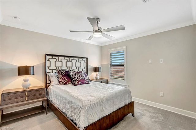 9574 Everglades DR, Naples, FL 34120
