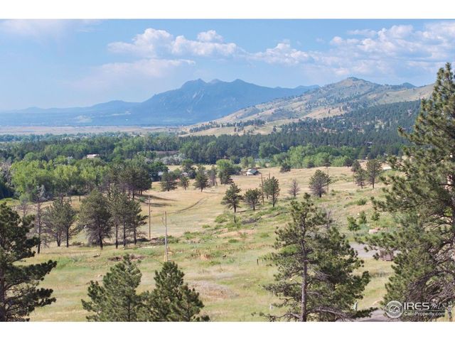 3029 Foothills Ranch Dr, Boulder, CO 80302