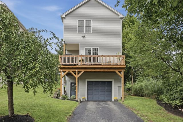 222 Mendon Street, Hopedale, MA 01747