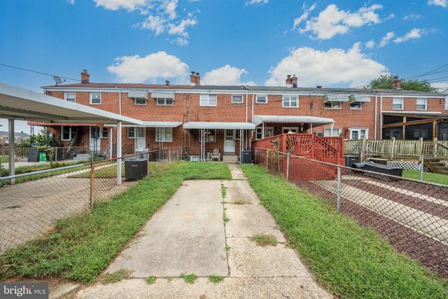 2004 ORMAND RD, Baltimore, MD 21222