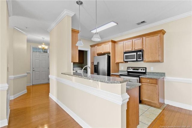 208 Fountainhead Lane, Fayetteville, NC 28301