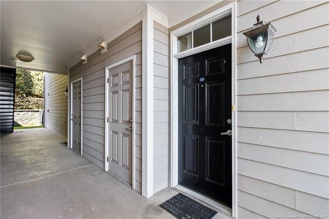 208 Fountainhead Lane, Fayetteville, NC 28301