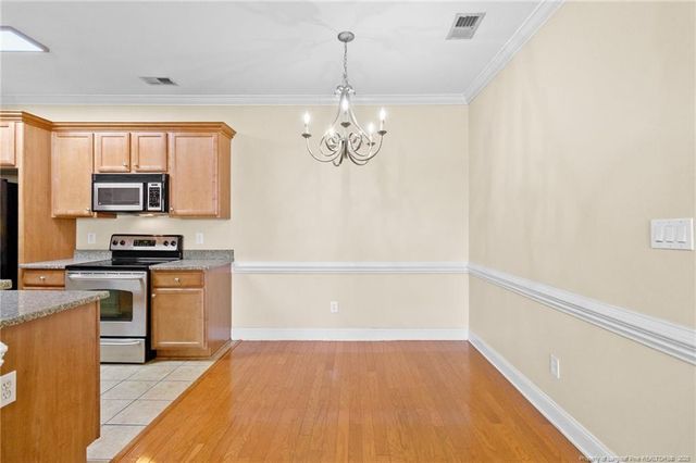 208 Fountainhead Lane, Fayetteville, NC 28301