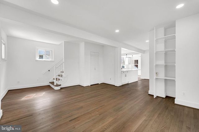 710 SILVER SPRING AVE, Silver Spring, MD 20910