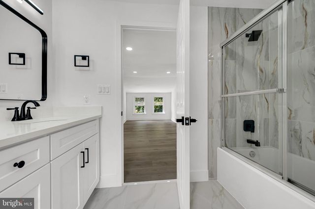 710 SILVER SPRING AVE, Silver Spring, MD 20910