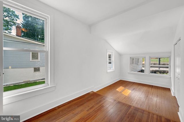 710 SILVER SPRING AVE, Silver Spring, MD 20910
