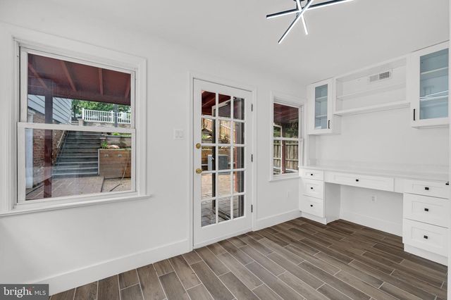 710 SILVER SPRING AVE, Silver Spring, MD 20910