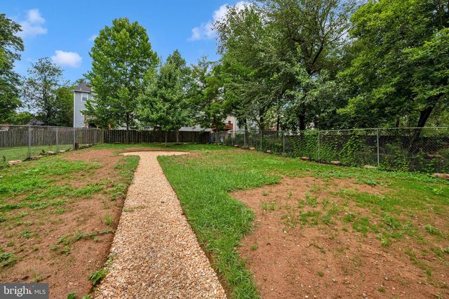 710 SILVER SPRING AVE, Silver Spring, MD 20910