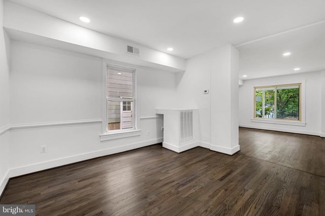 710 SILVER SPRING AVE, Silver Spring, MD 20910