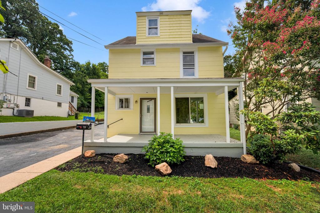 710 SILVER SPRING AVE, Silver Spring, MD 20910