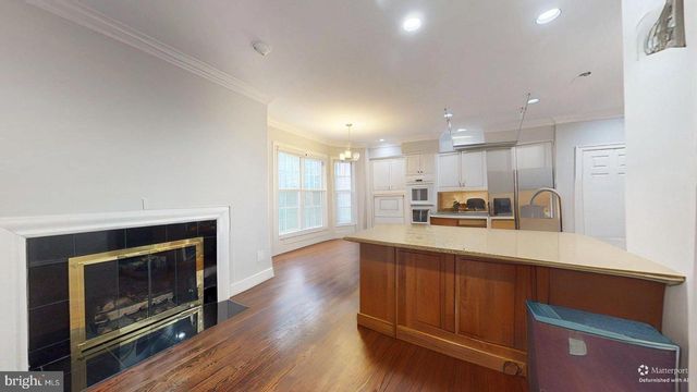 2007 MAYFAIR MCLEAN CT, Falls Church, VA 22043