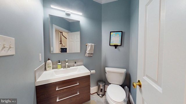 2007 MAYFAIR MCLEAN CT, Falls Church, VA 22043