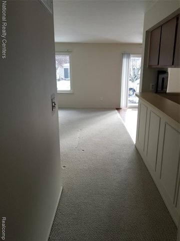 14200 Ivanhoe Drive 158, Sterling Heights, MI 48312