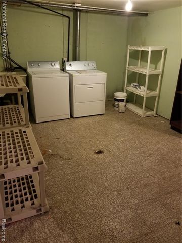 14200 Ivanhoe Drive 158, Sterling Heights, MI 48312