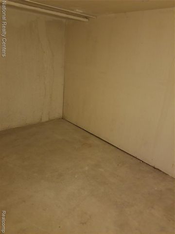 14200 Ivanhoe Drive 158, Sterling Heights, MI 48312