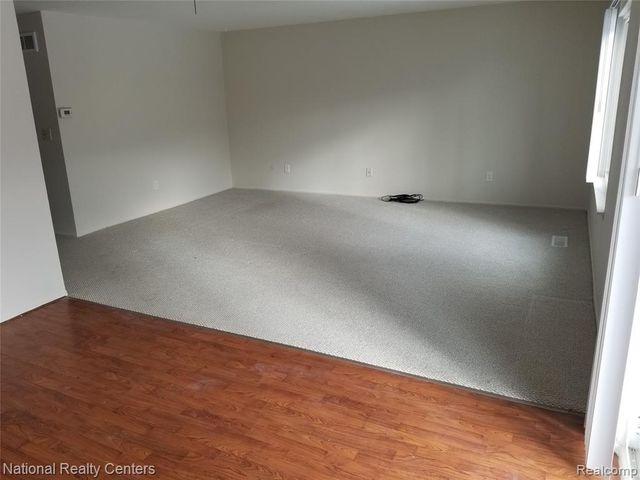 14200 Ivanhoe Drive 158, Sterling Heights, MI 48312