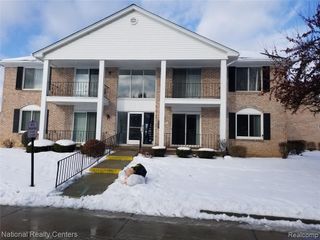 14200 Ivanhoe Drive 158, Sterling Heights, MI 48312