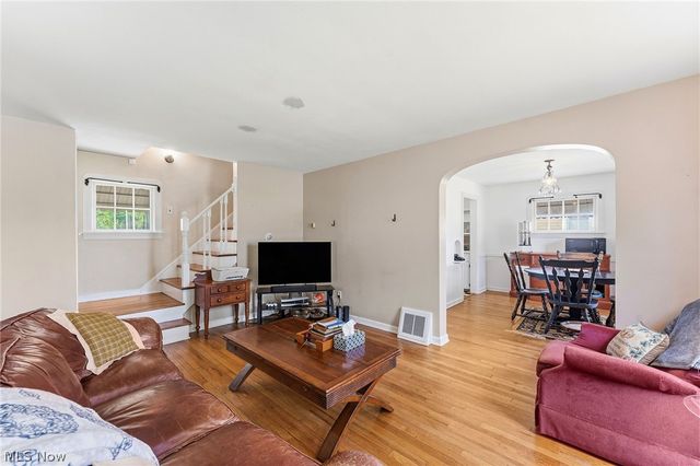 123 Lafayette Street, Elyria, OH 44035