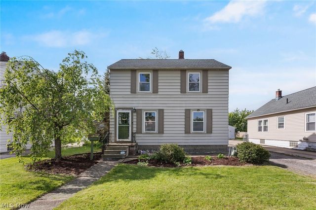 123 Lafayette Street, Elyria, OH 44035