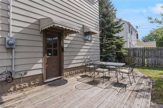 123 Lafayette Street, Elyria, OH 44035