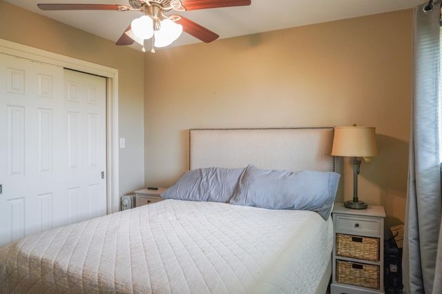9747 N County Road 393, Louise, TX 77455