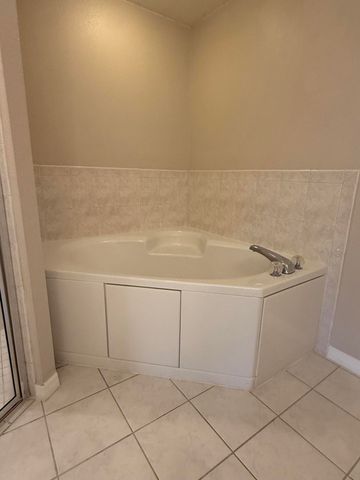 1739 N Dovetail Drive, Fort Pierce, FL 34982