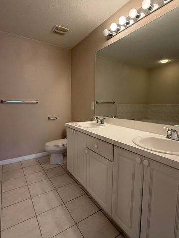 1739 N Dovetail Drive, Fort Pierce, FL 34982