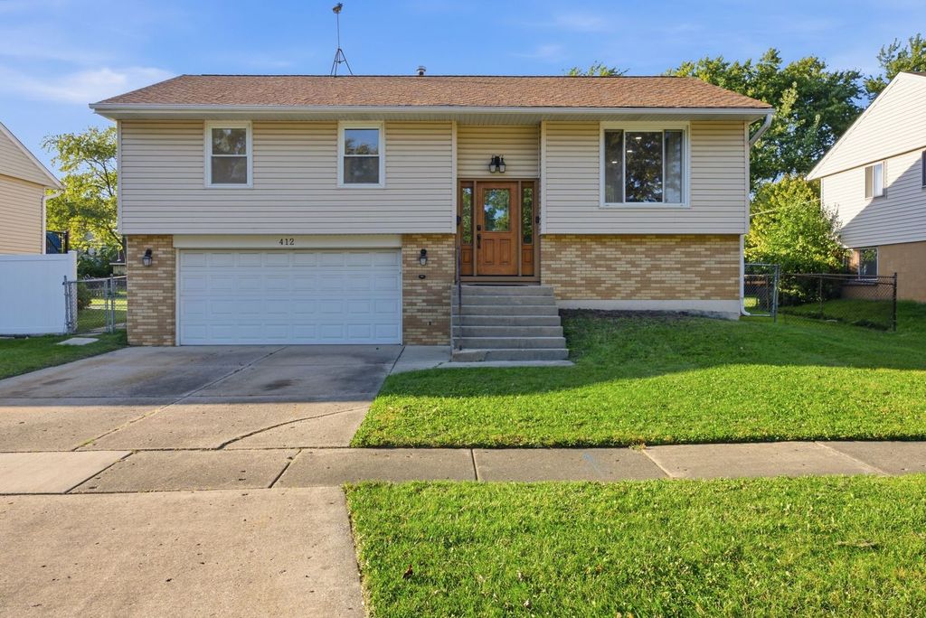 412 Sherwood Drive, Streamwood, IL 60107 — exterior