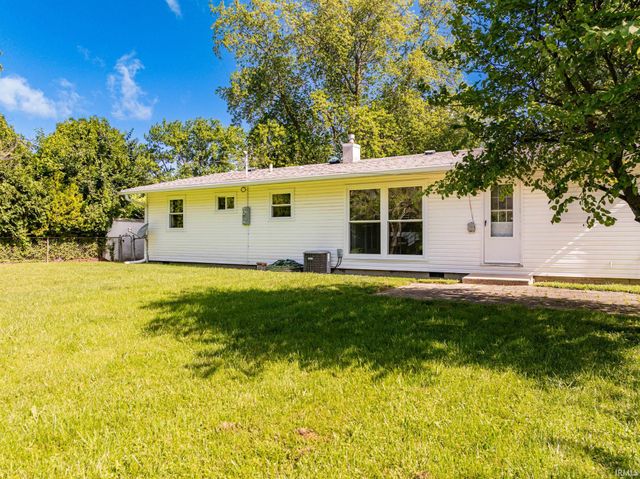 2107 W Sheffield Drive, Muncie, IN 47304