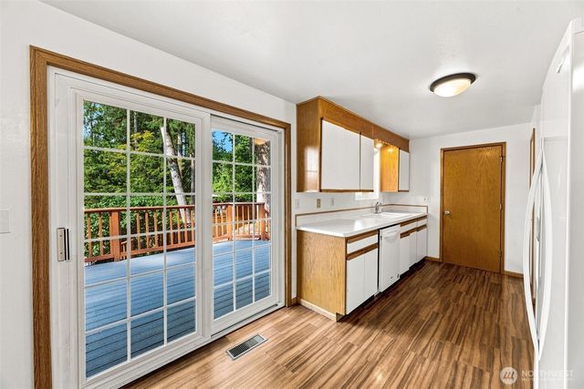 6811 82nd Street SW, Lakewood, WA 98499