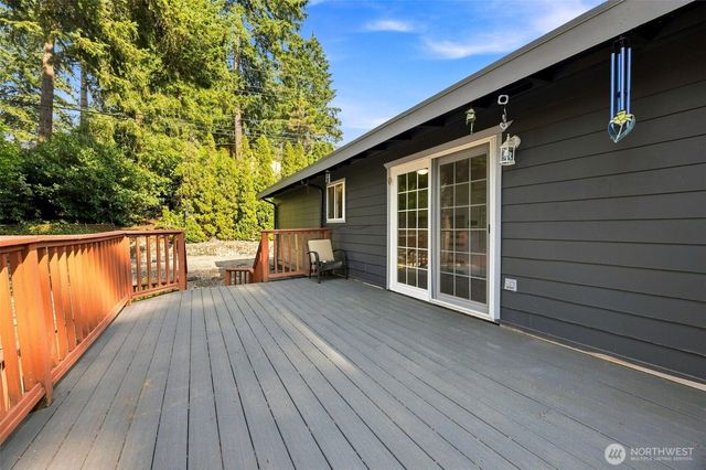 6811 82nd Street SW, Lakewood, WA 98499