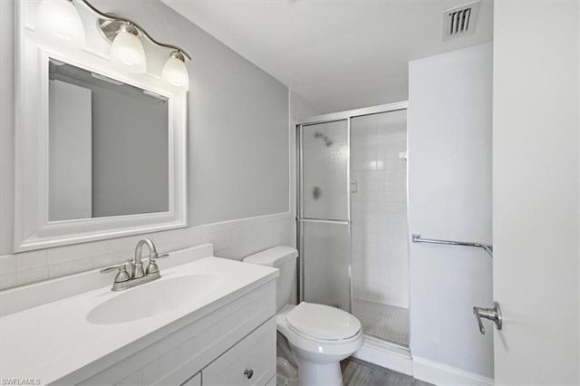 2828 Jackson ST F3, Fort Myers, FL 33901