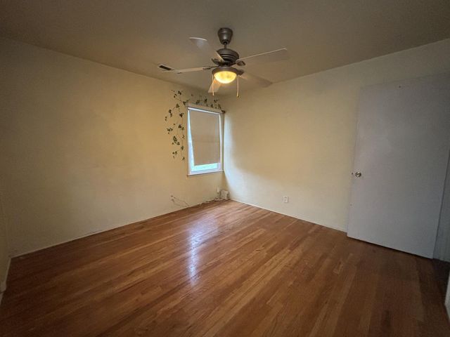 1441 W 20th Street, Merced, CA 95340