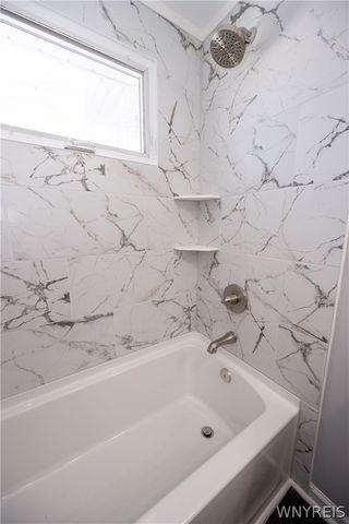 77 Roosevelt Avenue, West Seneca, NY 14224