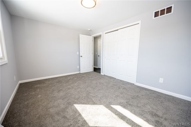 77 Roosevelt Avenue, West Seneca, NY 14224